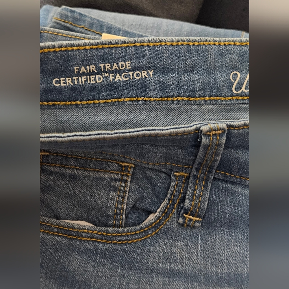 Universal Thread Blue Skinny Jeans Classic Style - Picture 3 of 6